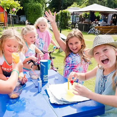 Luxe Safari-tent Van Alle Gemakken Voorzien! Campismo de Luxo Epe
