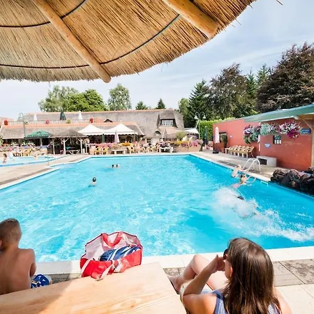 Luxe Safari-tent Van Alle Gemakken Voorzien! Campismo de Luxo *